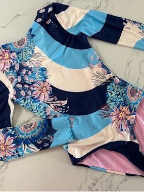 Agua Bendita Clara Boreal One-Piece Long Sleeve Surf Swimsuit - Size Medium